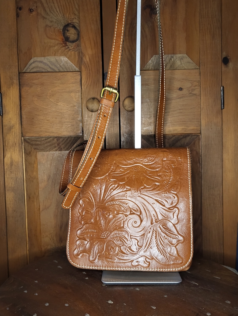 Patricia Nash Cognac Tooled Leather Crossbody Bag - Picture 10 of 17